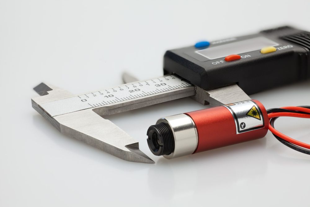 Diode laser module 5mW 650nm  adjustable focus